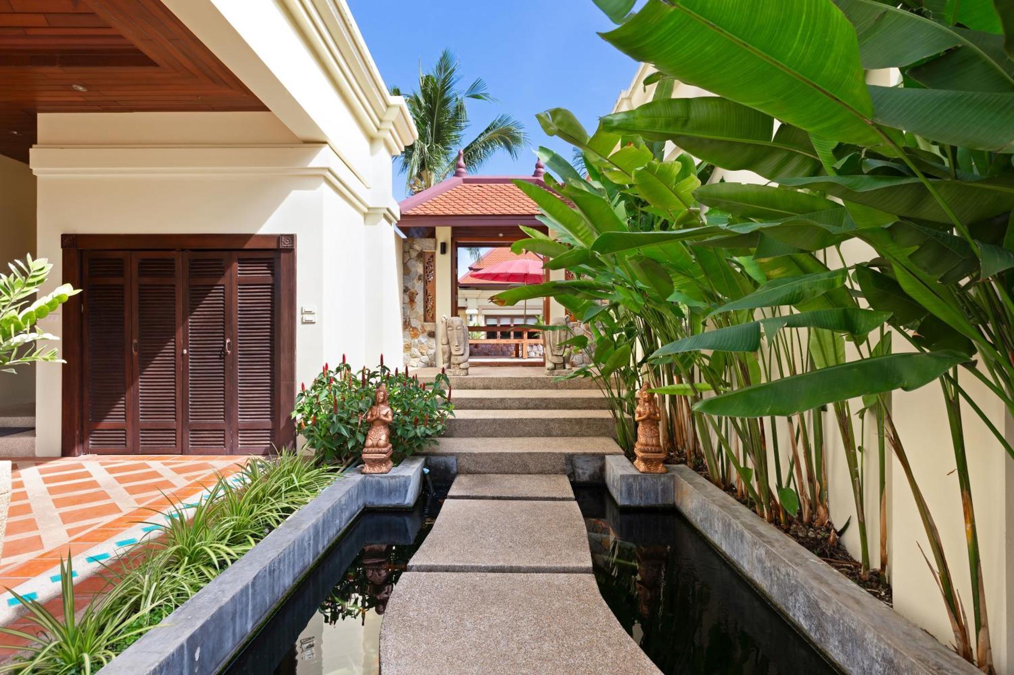 Villa Sri Suri Rawai Esterno foto